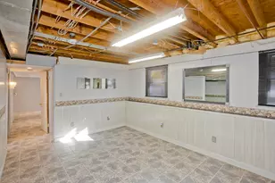 688 S West St, Agawam, MA 01030 - Photo 32