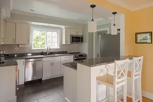 89 Green St, Wakefield, MA 01880 - Photo 2