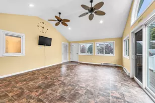 382 Miller St, Ludlow, MA 01056 - Photo 12