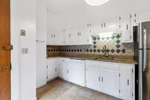 315 Tappan, Brookline, MA 02445 - Photo 14