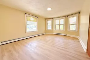 17 Crafts St, Newton, MA 02458 - Photo 4