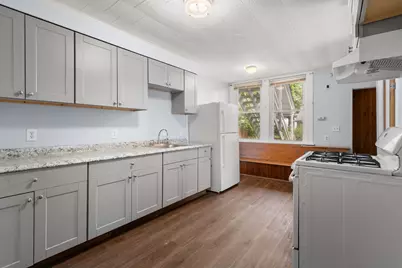 25 Leonard Ave, Westfield, MA 01085 - Photo 4