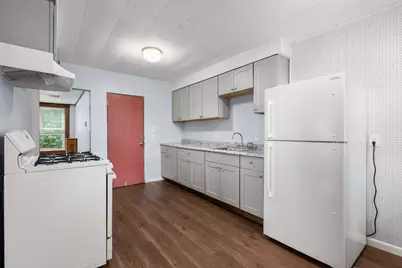 25 Leonard Ave, Westfield, MA 01085 - Photo 6
