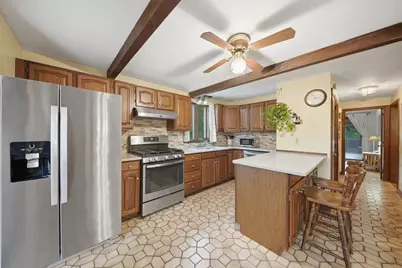 15 Regis Rd, Tewksbury, MA 01876 - Photo 6