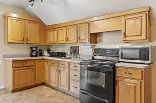 206-210 Central St, Winchendon, MA 01475 - Photo 24