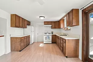 18 Susan Dr, Billerica, MA 01821 - Photo 12