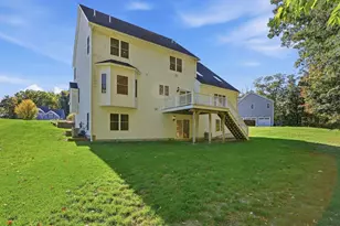 27 McIntosh Ln, Littleton, MA 01460 - Photo 40