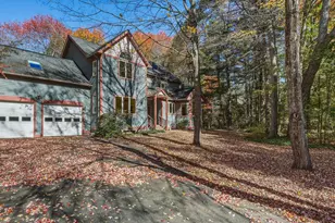 521 Old Farm Rd, Amherst, MA 01002 - Photo 2