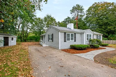 16 Lakeside Dr, Barnstable, MA 02648 - Photo 6