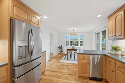 17 Winthrop Ave, Braintree, MA 02184 - Photo 14