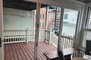 158 High St, Newburyport, MA 01950 - Photo 2