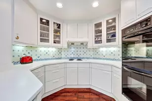 99 Florence St, Newton, MA 02467 - Photo 14