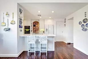 99 Florence St, Newton, MA 02467 - Photo 18