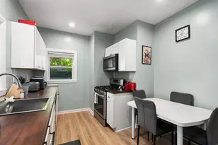 161 Westville St, Boston, MA 02122 - Photo 10