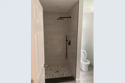 279 Pearl St, Fitchburg, MA 01420 - Photo 10