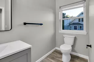 70 Court St, Westfield, MA 01085 - Photo 8