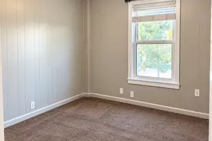 321-323 Lawrence St, Lowell, MA 01850 - Photo 14