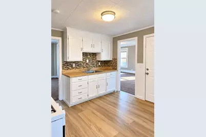 321-323 Lawrence St, Lowell, MA 01850 - Photo 12