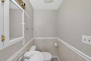 41 Maple St, Stoneham, MA 02180 - Photo 20