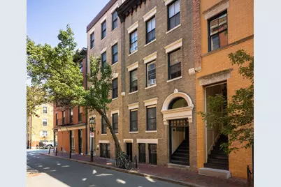 98 Myrtle Street, Boston, MA 02114 - Photo 2