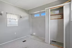 460 Collins St, Attleboro, MA 02703 - Photo 20
