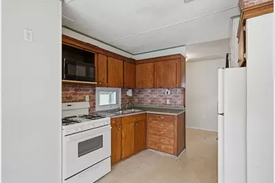 460 Collins Street #33, Attleboro, MA 02703 - Photo 12