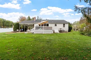 64 Autumn Dr, Fitchburg, MA 01420 - Photo 6