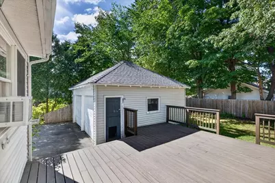 26 Homecrest St, Longmeadow, MA 01106 - Photo 36