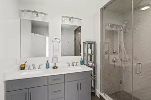 246 Athens St, Boston, MA 02127 - Photo 22