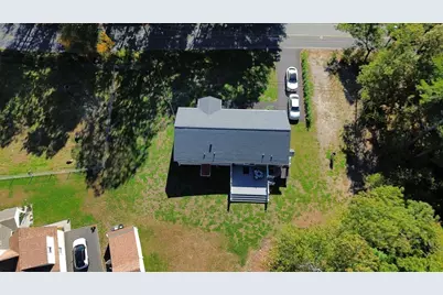337 Lucy Little Rd, Dartmouth, MA 02747 - Photo 10
