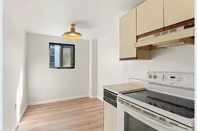 8 Ninth Street #516, Medford, MA 02155 - Photo 12
