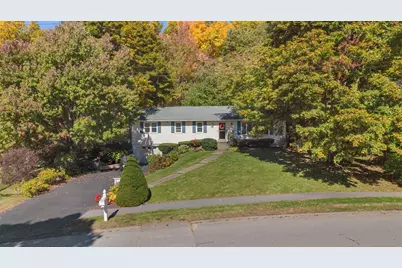 43 Old Brook Rd, Shrewsbury, MA 01545 - Photo 2