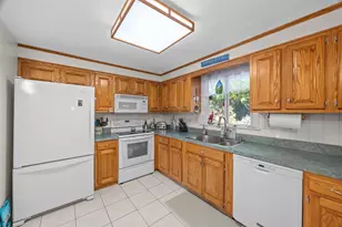43 Old Brook Rd, Shrewsbury, MA 01545 - Photo 6