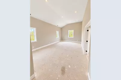 40 Brooks Pond Rd, Spencer, MA 01562 - Photo 18
