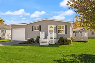 16 Skyview Dr, Brockton, MA 02301 - Photo 1