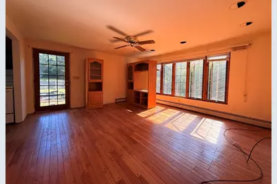 115 Farm Street, Blackstone, MA 01504 - Photo 14