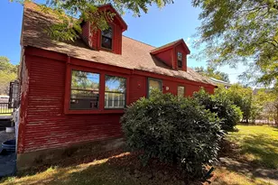 115 Farm St, Blackstone, MA 01504 - Photo 2
