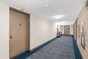 185 Quincy Shore Dr, Quincy, MA 02171 - Photo 16