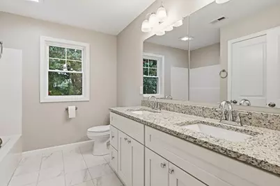 167 Dorset St, Springfield, MA 01108 - Photo 30