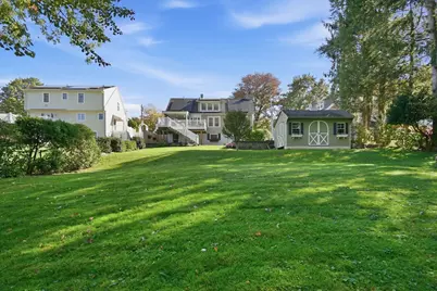41 Lower Beverly Hls, West Springfield, MA 01089 - Photo 32