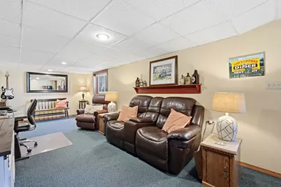 41 Lower Beverly Hls, West Springfield, MA 01089 - Photo 30