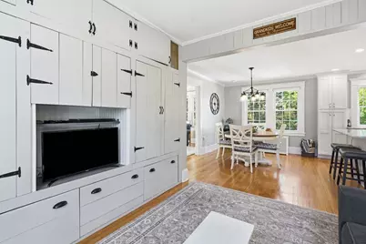 41 Lower Beverly Hls, West Springfield, MA 01089 - Photo 16