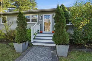 284 Housatonic St, Lenox, MA 01240 - Photo 6
