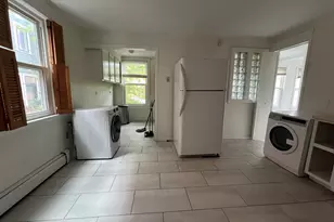 106 Otis St, Cambridge, MA 02141 - Photo 4