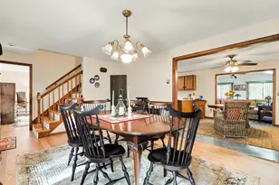 25 Granite Cir, Millville, MA 01529 - Photo 4