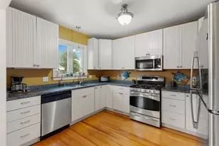 21 Wolcott Rd, Lynn, MA 01902 - Photo 10