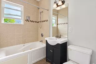 18 Richardson St, Boston, MA 02135 - Photo 8