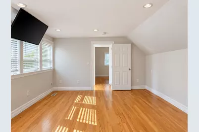 18 Richardson St #18, Boston, MA 02135 - Photo 10