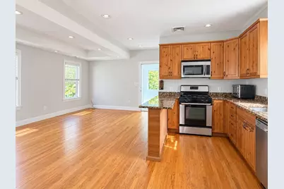 18 Richardson St #18, Boston, MA 02135 - Photo 2