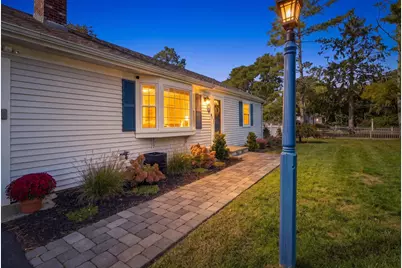 7 Spinning Brook Rd, Yarmouth, MA 02664 - Photo 2